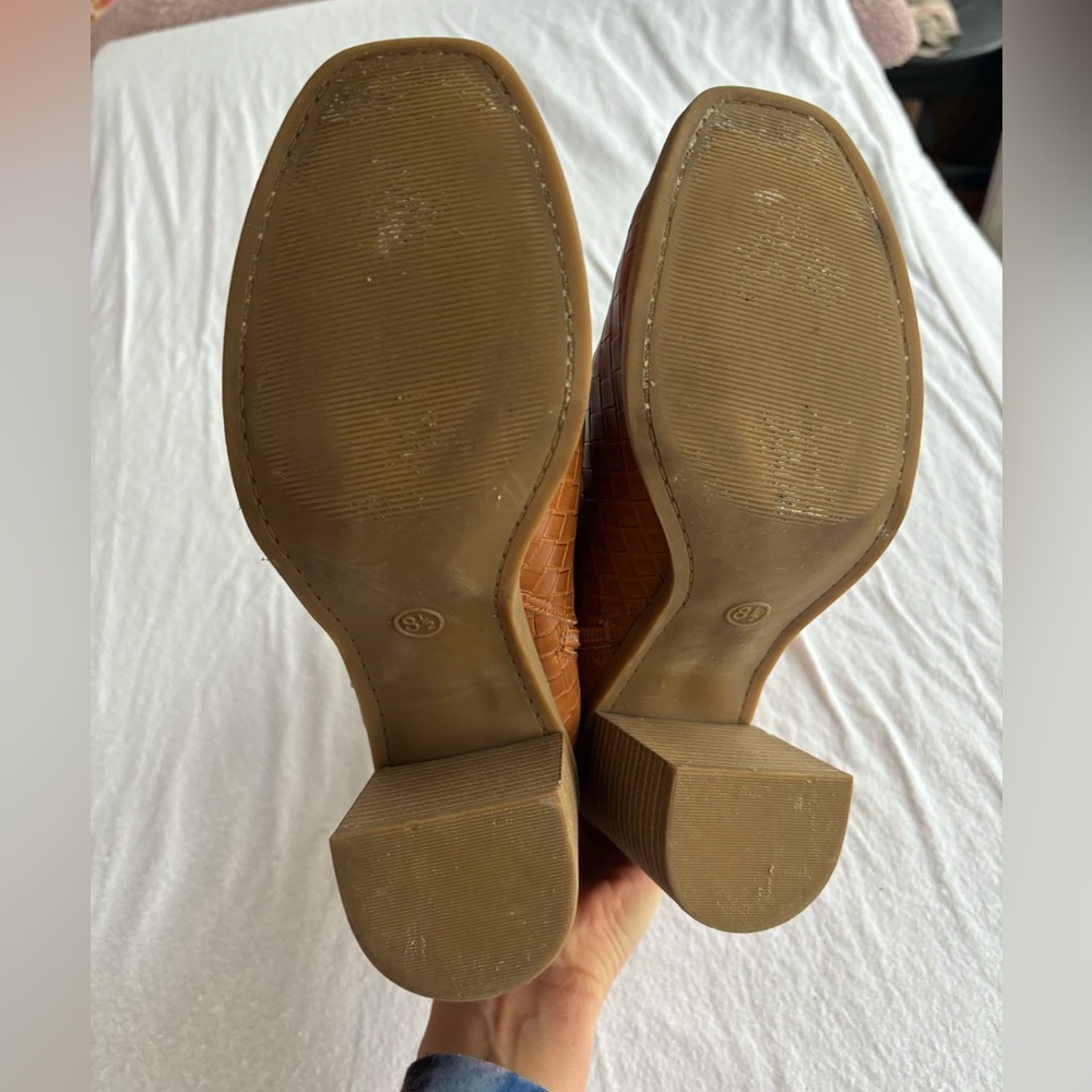 Arden Mid Boot - Picture 6 of 6